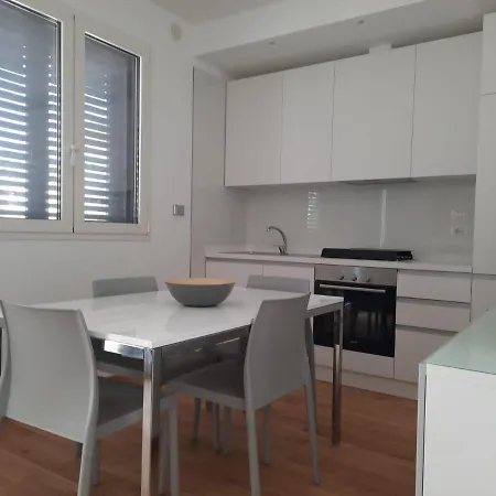 Kennedy Apartments-